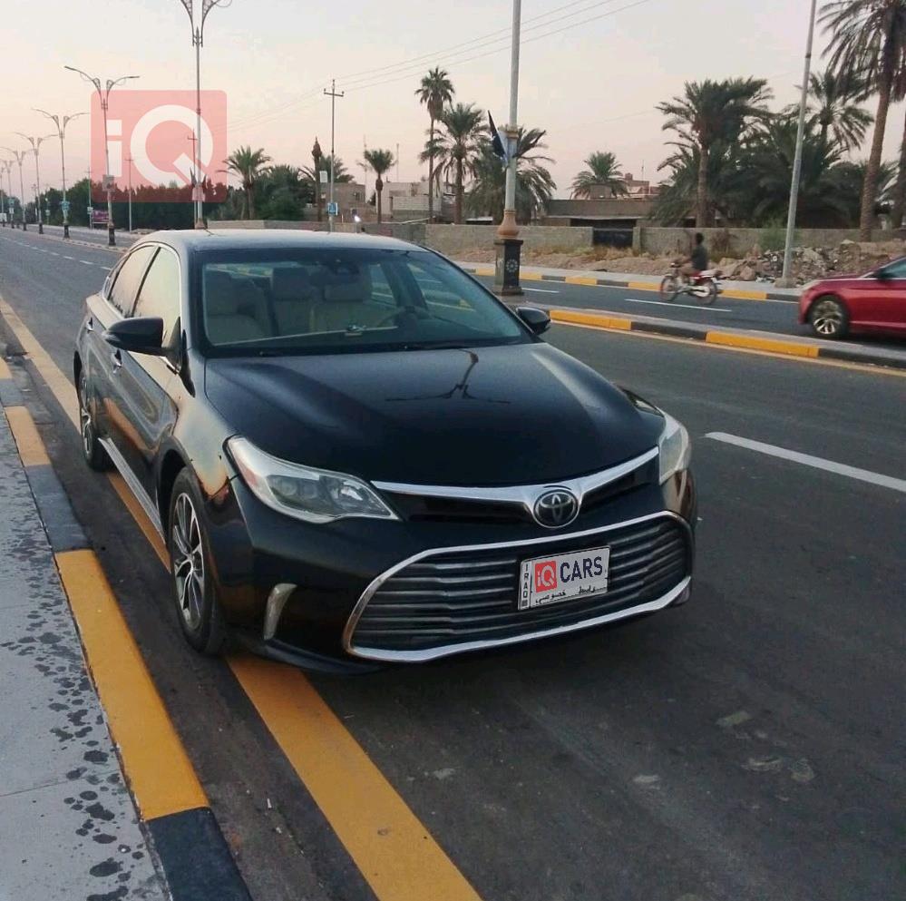 تويوتا أفالون